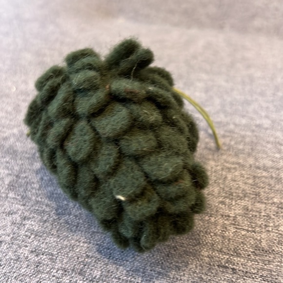 SALE! Pine cone with bells ornament - Picture 3 of 4